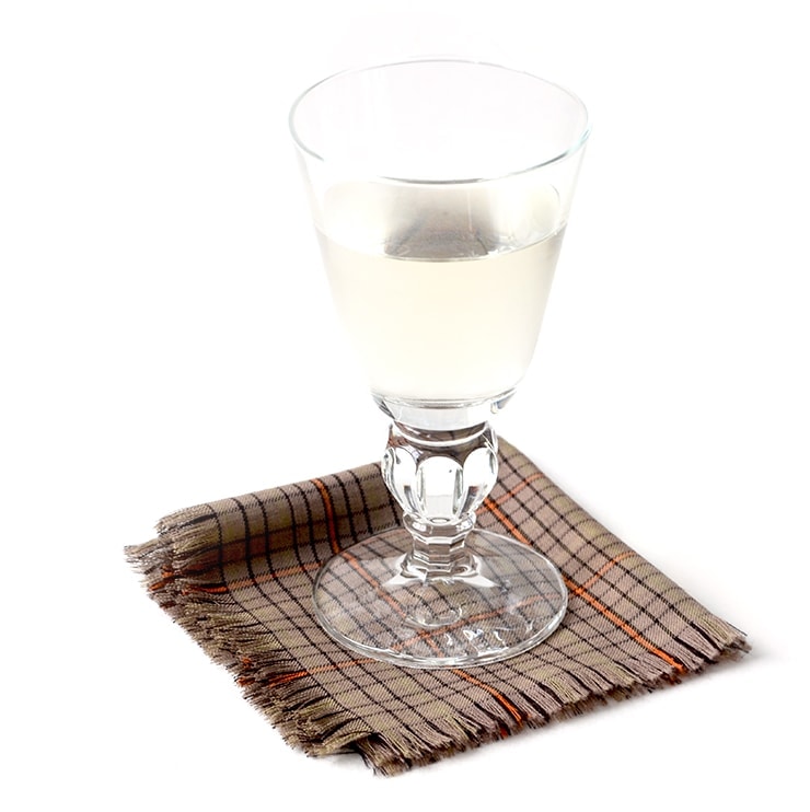 Glass on cocktail napkin Web 7 - Fringed Napkins