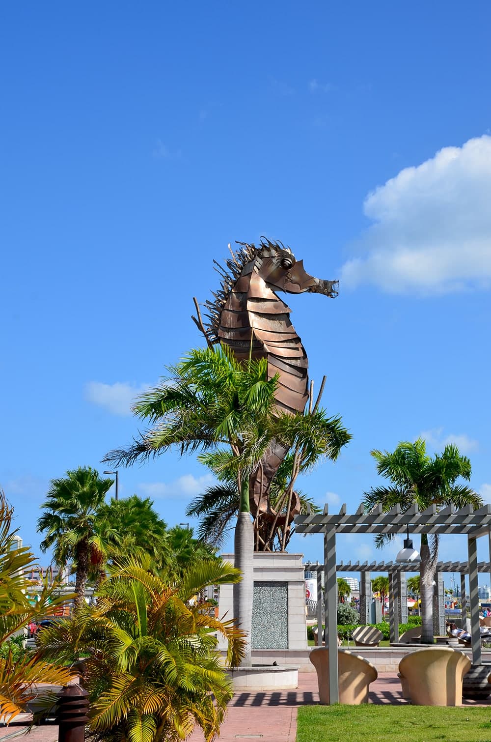 Sea Horse Sculpture Web - Old San Juan and Rum Old Fashioned