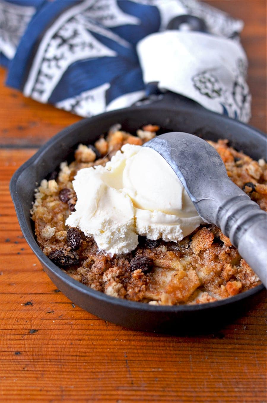 Ice Cream Topped Rum Raisin Brown Betty Web - Rum Raisin Apple Brown Betty