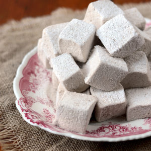 Gingerbread Marshmallows Web 300x300 - Spicy Gingerbread Marshmallows