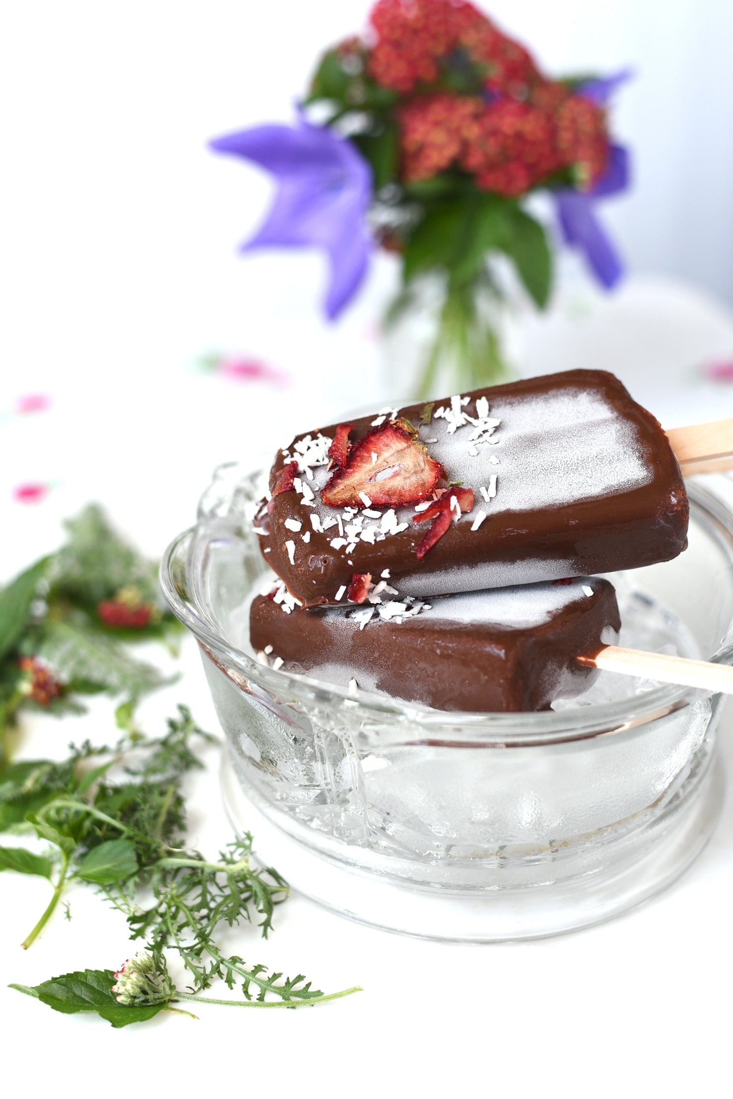 Chocolate Dipped Strawberry Coconut Popsicles 0448 Web 1480px - Chocolate Dipped Strawberry Coconut Popsicles