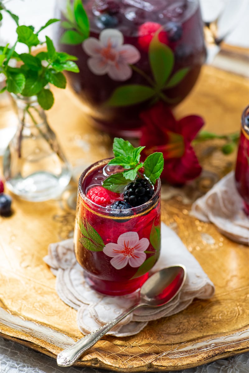 Berry Iced Tea 7965 800px - The Best Homemade Berry Iced Tea