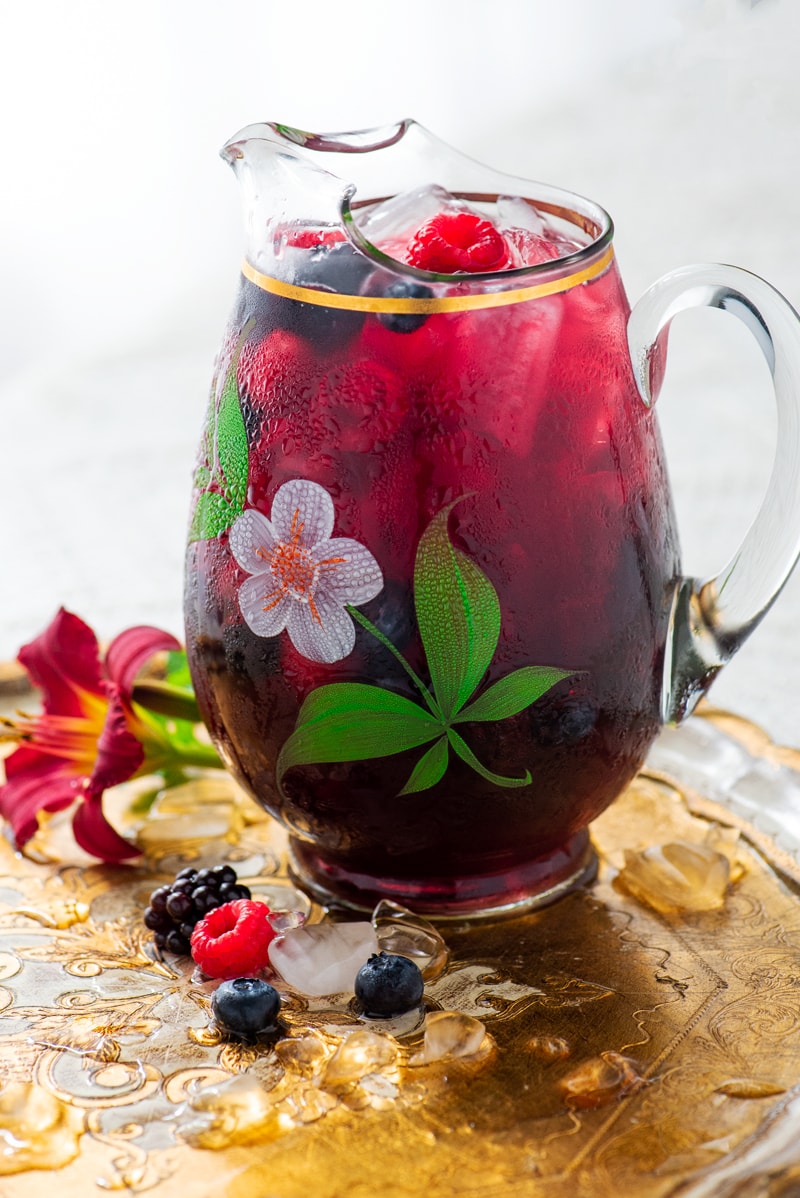 Berry Iced Tea 8097 800px - The Best Homemade Berry Iced Tea