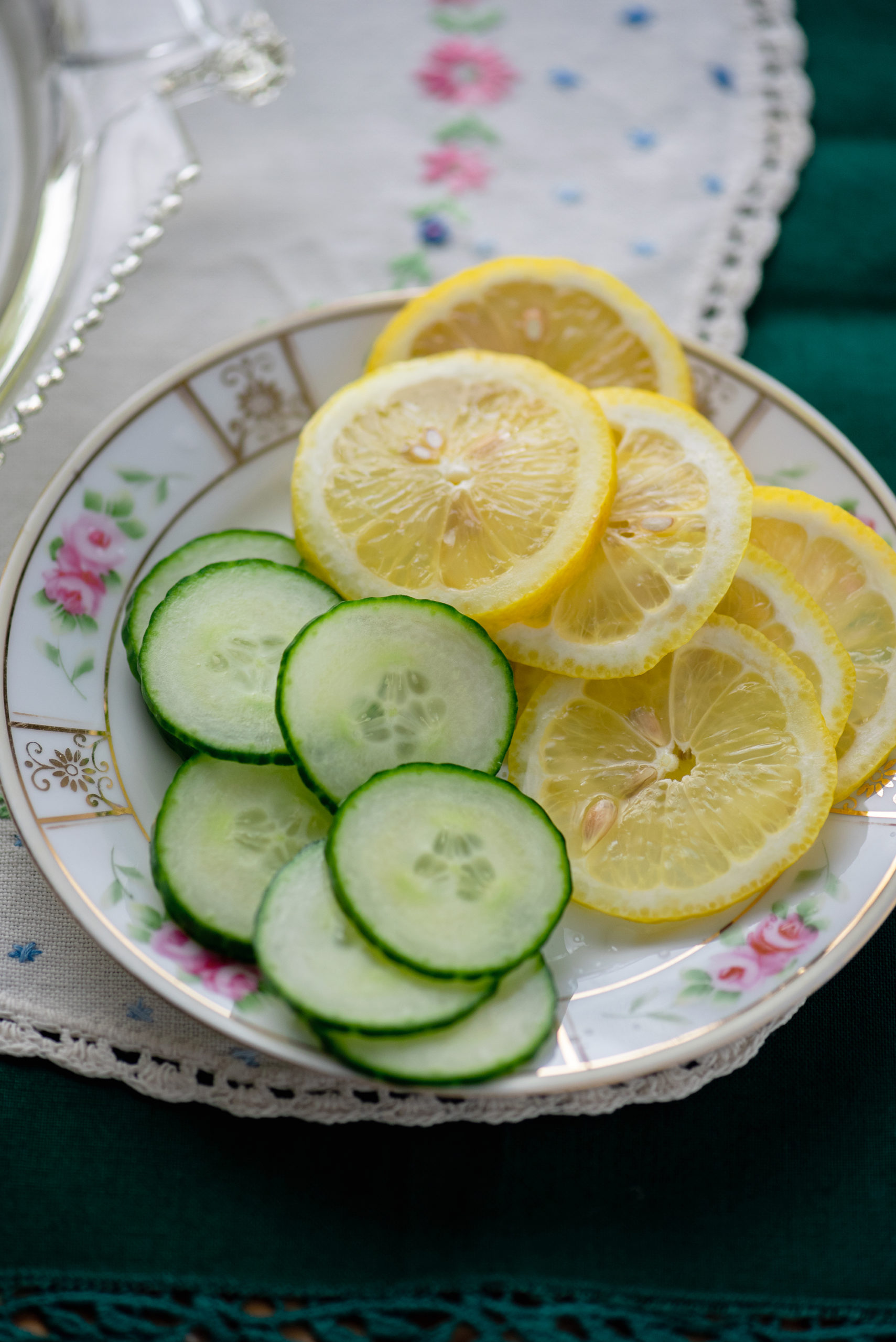 Cucumber Lemonade 7532 2000px scaled - Refreshing Summertime Cucumber Lemonade