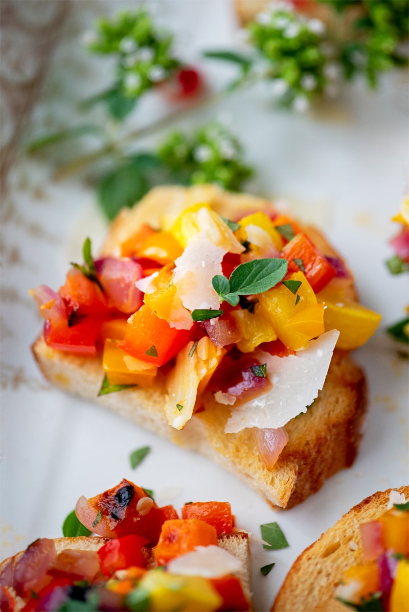 Vegetable Bruschetta 7861 800px - Vegetable Bruschetta with Peppers, Squash and Carrots