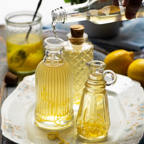 Lemon Vinegar 8967 2 800 px 500x500 - Homemade Lemon Vinegar